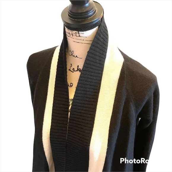 Banana Republic Draped Cardigan Sweater Black size Small Italian Wool Cashmere - Picture 2 of 8